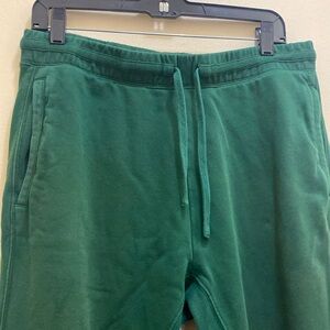 Gymshark Green Sweatpant Joggers in Mens Size Medium
